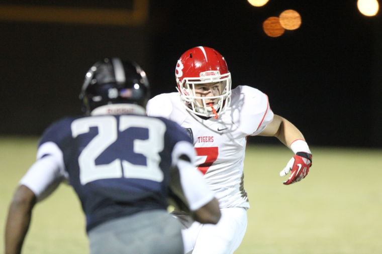 ShoemakerBeltonFootball52.JPG